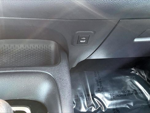 Used 2024 Toyota Corolla LE FWD image 30