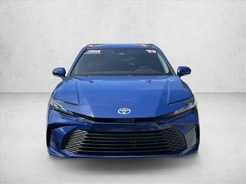 Used 2025 Toyota Camry LE FWD image 2