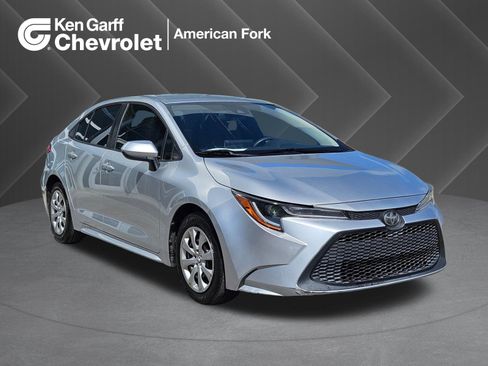 Used 2020 Toyota Corolla LE w/ Carpet Mat Package (TMS) FWD image 1