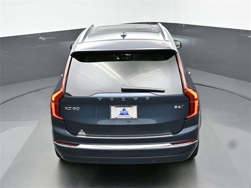 New 2026 Volvo XC90 B6 Ultra image 48