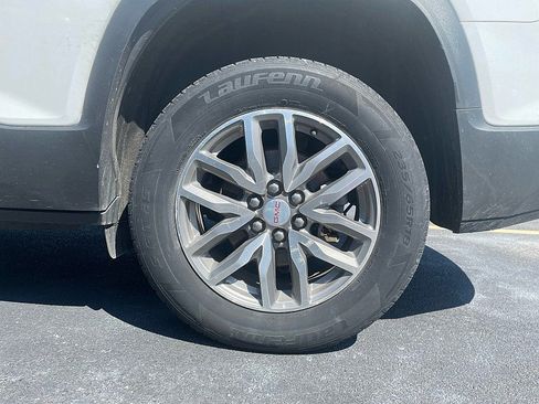 Used 2019 GMC Acadia SLE w/ Driver Alert Package I FWD image 8