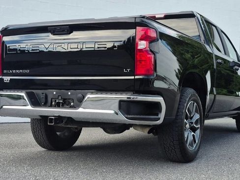 Used 2024 Chevrolet Silverado 1500 LT AWD/4WD image 38