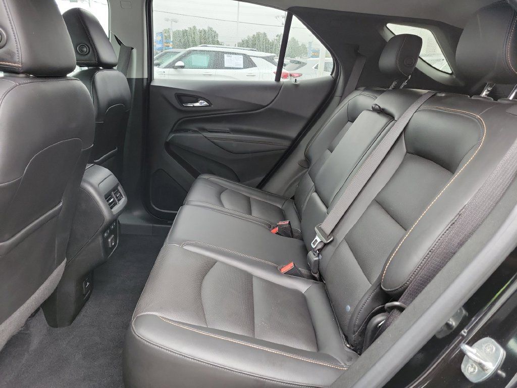 Used 2020 Chevrolet Equinox Premier AWD/4WD image 18