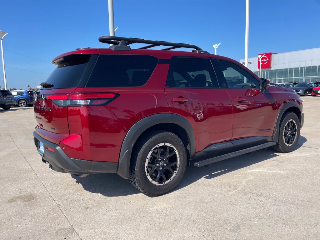 Used 2024 Nissan Pathfinder Rock Creek AWD/4WD image 5