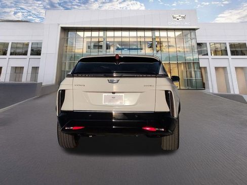 Certified 2024 Cadillac Lyriq Luxury AWD/4WD image 12