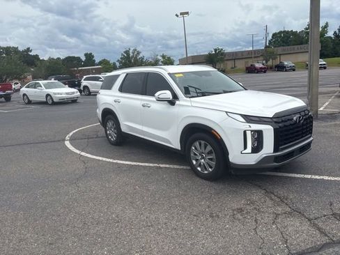 Used 2024 Hyundai Palisade SEL FWD image 1