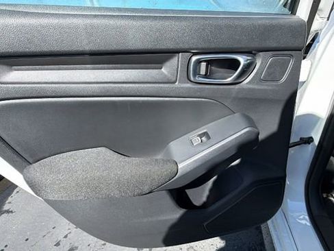 Used 2025 Honda Civic Sport image 14