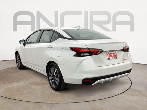 Used 2023 Nissan Versa SV image 12