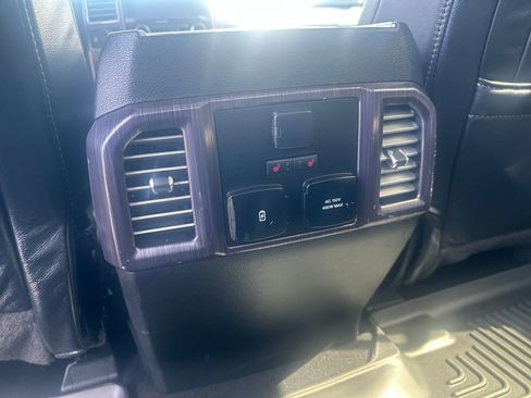 Used 2020 Ford F350 Limited image 24