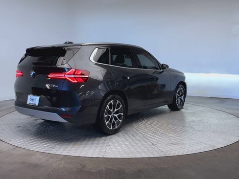 Used 2025 BMW X3 xDrive30i w/ Premium Package image 8