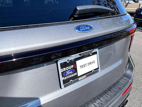 Used 2025 Ford Explorer ST w/ Sun And Sound Package AWD/4WD image 31