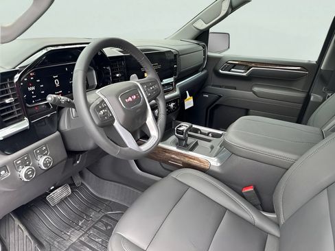 New 2026 GMC Sierra 1500 Elevation w/ Elevation Premium Package AWD/4WD image 8