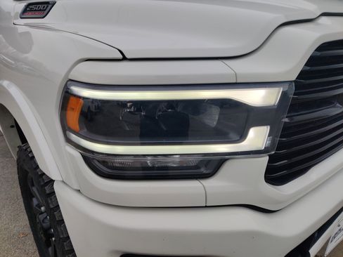Used 2021 RAM 2500 Laramie w/ Night Edition image 4