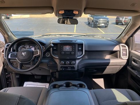 Used 2019 RAM 2500 Big Horn image 27