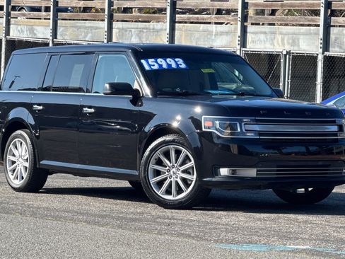 Used 2019 Ford Flex Limited image 2