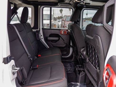 Certified 2022 Jeep Wrangler Unlimited Rubicon image 19