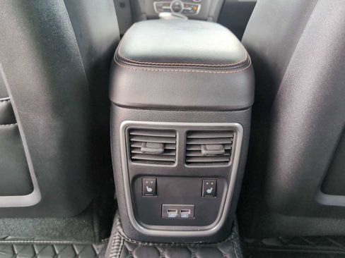 Used 2017 Dodge Charger SXT w/ Plus Group RWD image 22