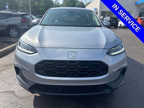 Used 2023 Honda HR-V LX image 2