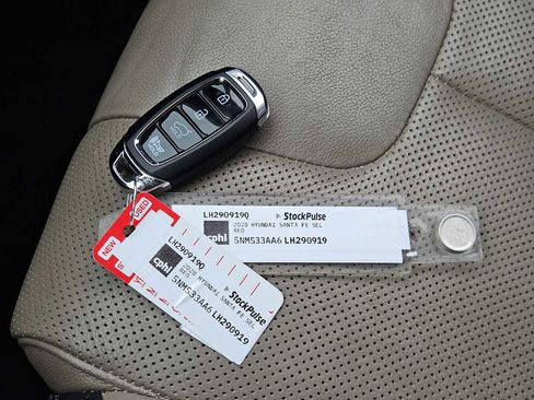 Used 2020 Hyundai Santa Fe SEL image 34