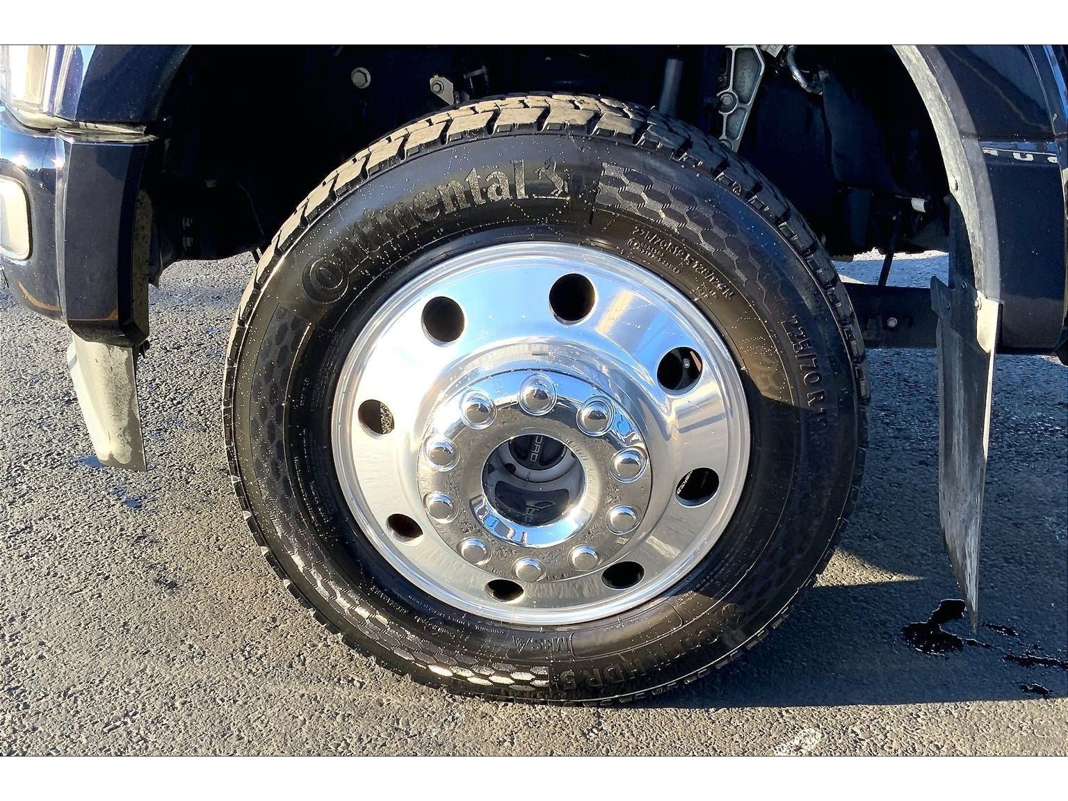Used 2024 Ford F450 Platinum w/ FX4 Off-Road Package AWD/4WD image 10