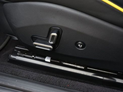 Used 2023 Ferrari Portofino M image 27