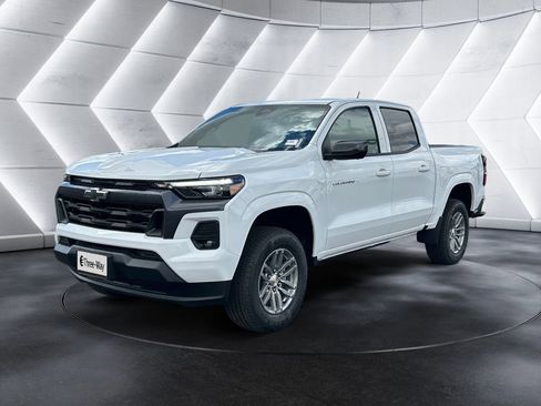 New 2026 Chevrolet Colorado LT w/ LT Convenience Package RWD image 1