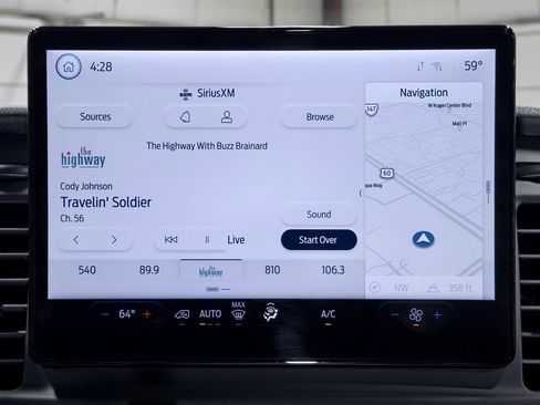 Used 2023 Ford E-Transit Medium Roof image 9