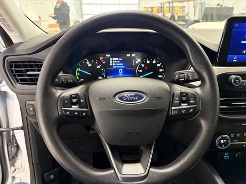 Used 2021 Ford Escape SE image 20