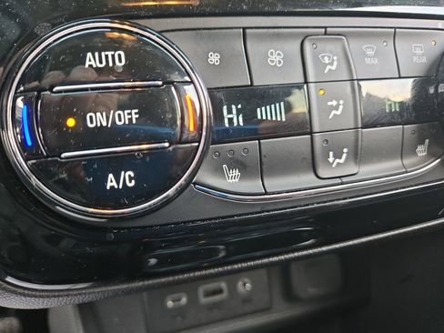 Used 2023 Buick Encore GX Select image 23