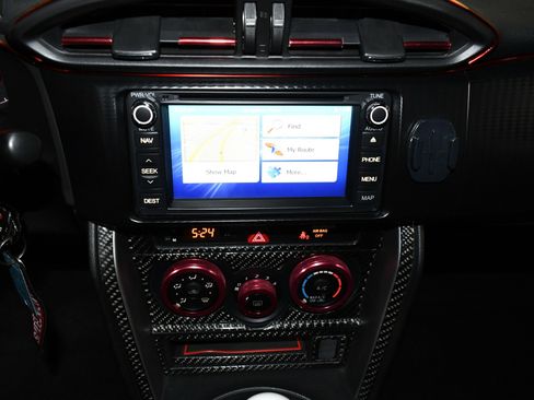 Used 2013 Scion FR-S image 32