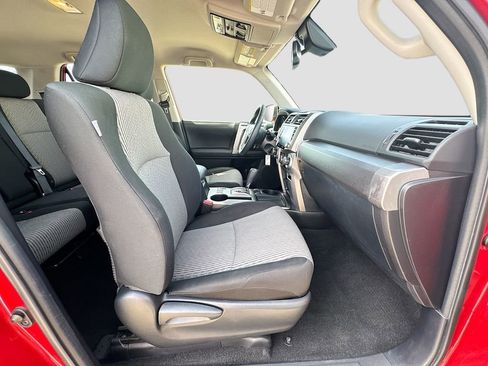 Used 2020 Toyota 4Runner SR5 image 34