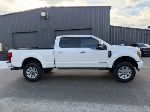 Used 2018 Ford F350 Platinum w/ Platinum Ultimate Package image 9