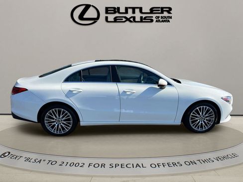 Used 2020 Mercedes-Benz CLA 250 image 4