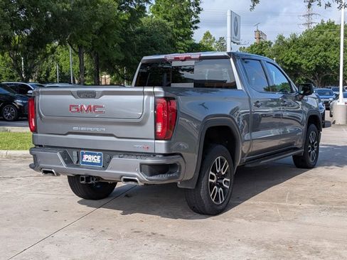 Used 2022 GMC Sierra 1500 AT4 w/ AT4 Premium Package image 3