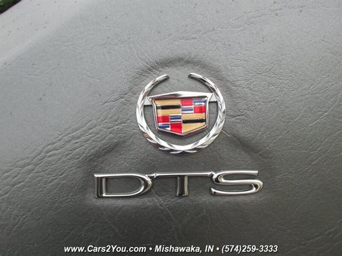 Used 2010 Cadillac DTS Luxury image 9