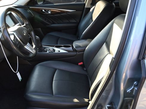 Used 2019 INFINITI Q50 Luxe w/ Essential Package (3.0T Luxe) image 13