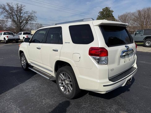 Used 2011 Toyota 4Runner Limited AWD/4WD image 2