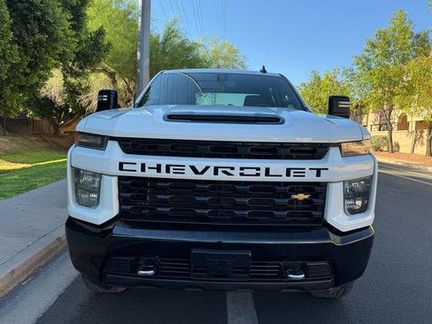 Used 2022 Chevrolet Silverado 2500 Custom w/ Custom Value Package AWD/4WD image 8