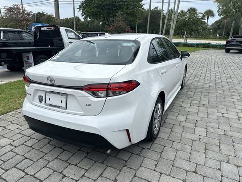 Used 2024 Toyota Corolla LE FWD image 35
