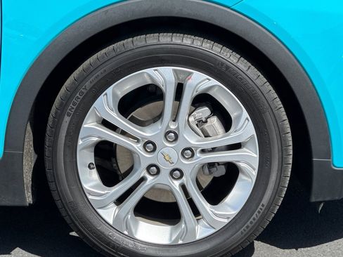 Used 2020 Chevrolet Bolt LT FWD image 41