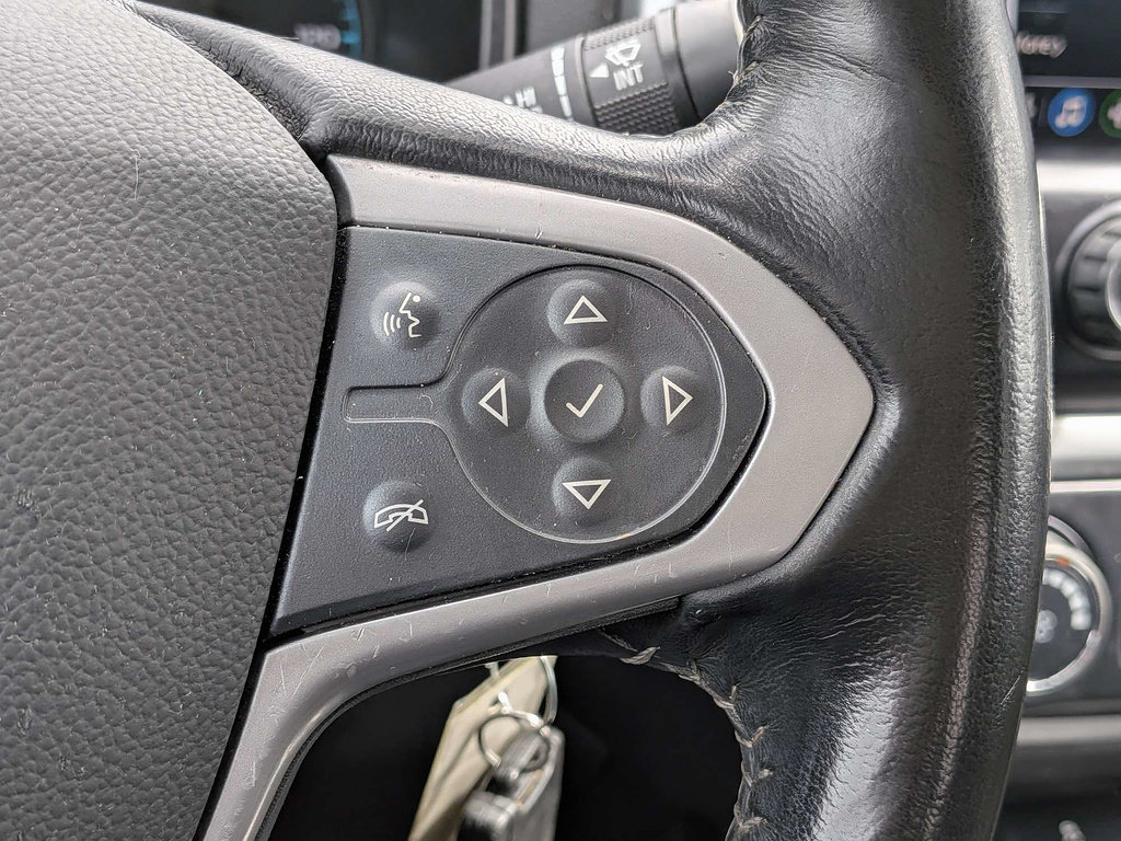 Used 2022 Chevrolet Colorado LT w/ Fleet Safety Package RWD image 21