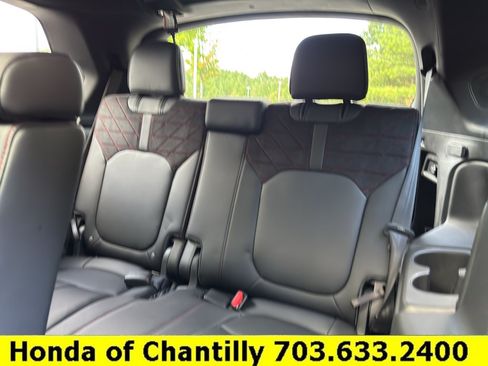 Used 2026 Honda Pilot Black Edition image 29