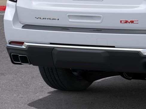 New 2026 GMC Yukon Denali w/ Denali Reserve Package AWD/4WD image 15