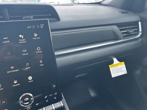 New 2026 GMC Terrain Elevation w/ Elevation Premium Package image 4