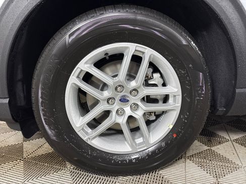 New 2026 Ford Explorer Active w/ Active Comfort Package RWD image 12