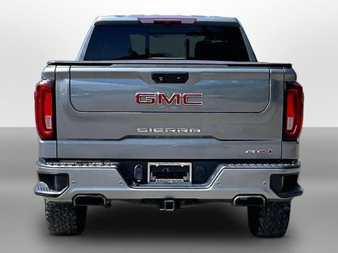 Used 2019 GMC Sierra 1500 AT4 w/ AT4 Premium Package AWD/4WD image 4
