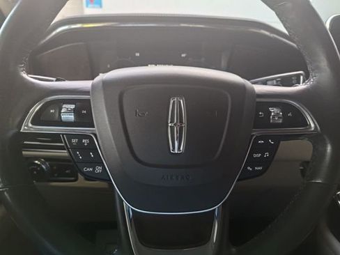 Used 2020 Lincoln Navigator Reserve image 30