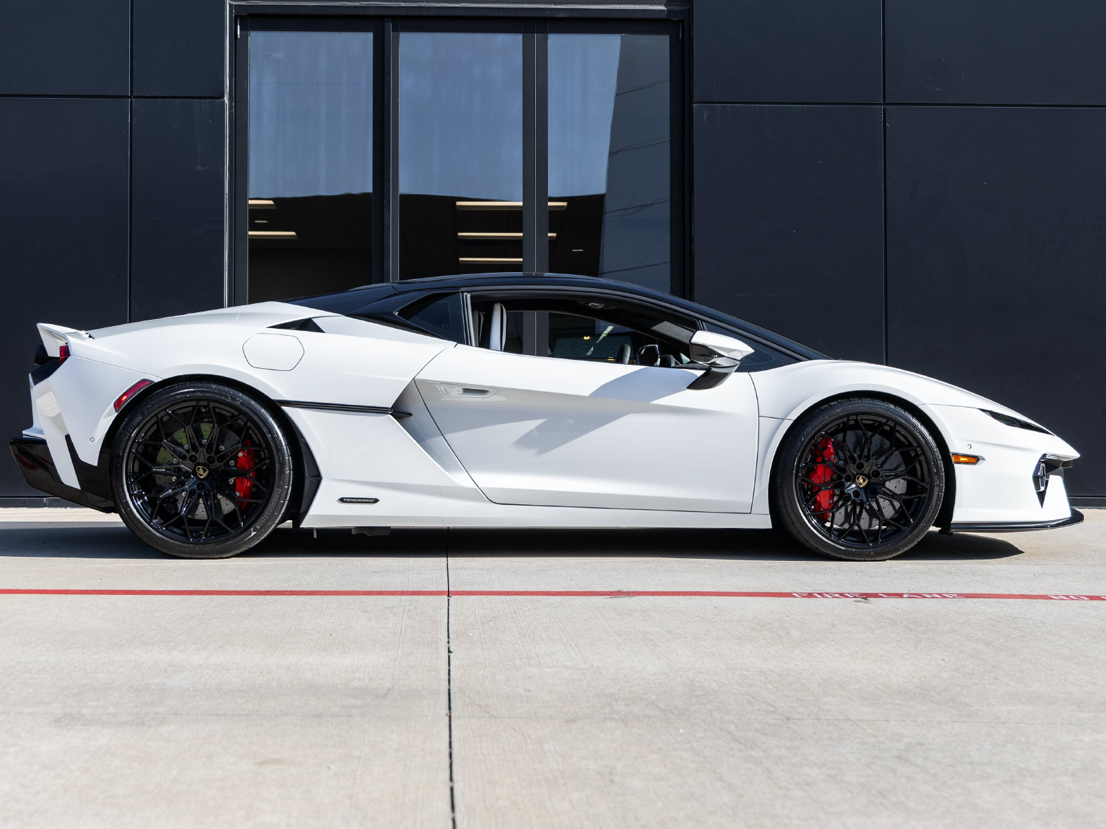 Used 2026 Lamborghini Temerario AWD/4WD image 10