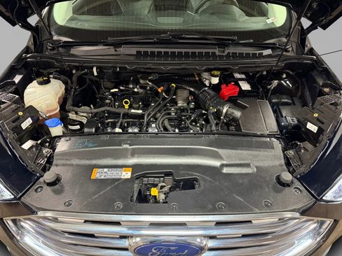 Used 2019 Ford Edge Titanium image 27