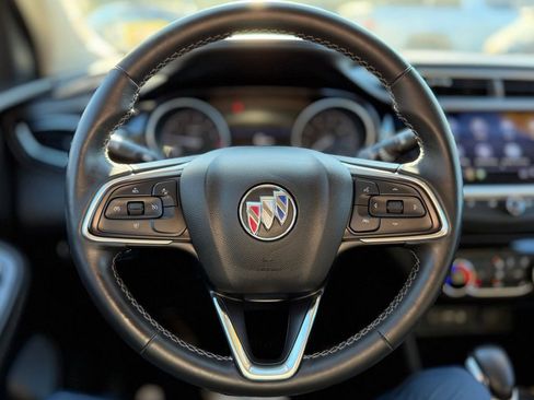 Used 2022 Buick Encore GX Preferred w/ Cold Weather Comfort Package image 9